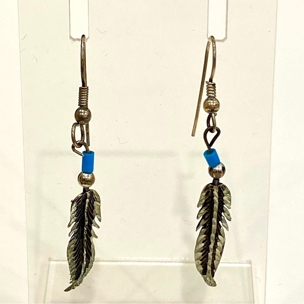 Vintage 90’s Handcrafted Wire dangle Earrings Pierced Ears